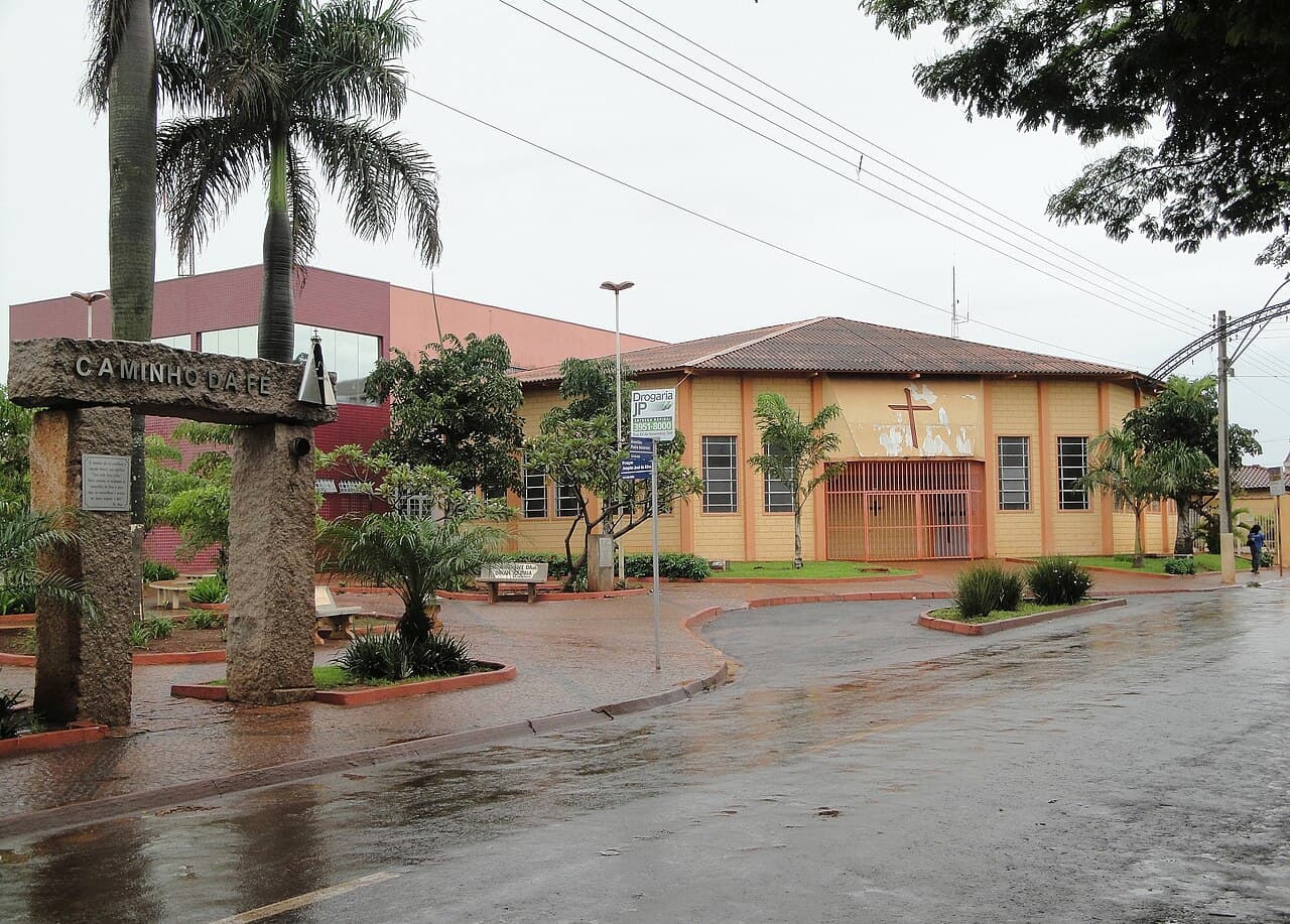 Igreja de Santa Luzia em Cravinhos 01