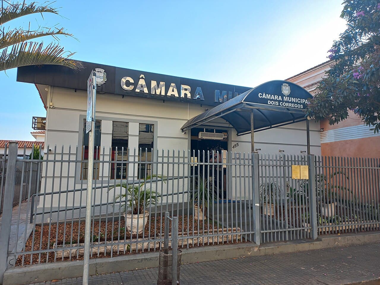 Dois Córregos - Câmara Municipal
