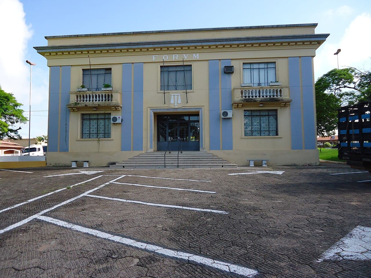 Forum - panoramio - Pingo Tenorio