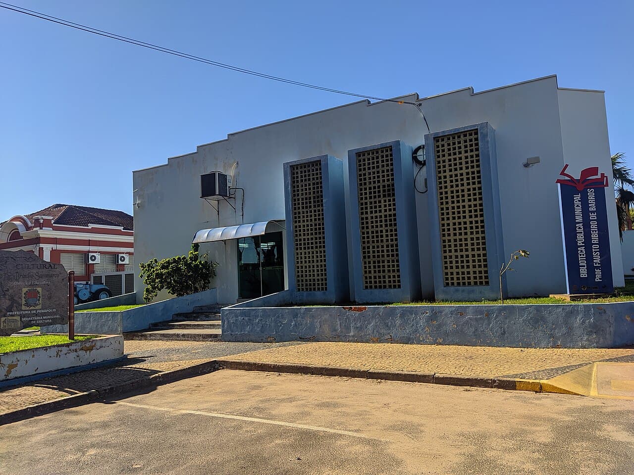 Biblioteca Pública de Penápolis