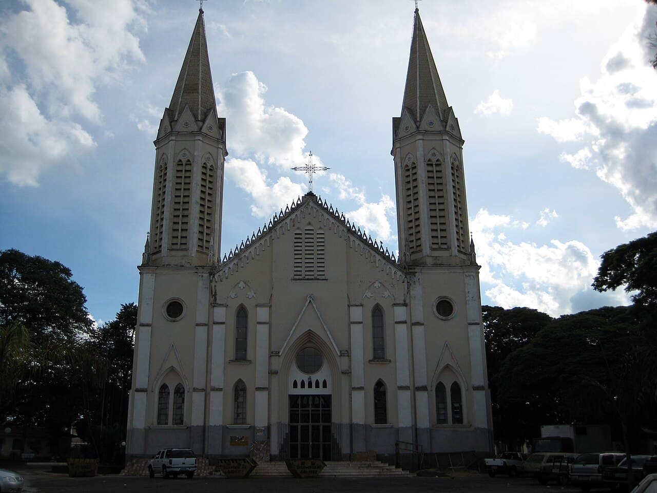 Igreja Matriz - panoramio - CoelhoVoador