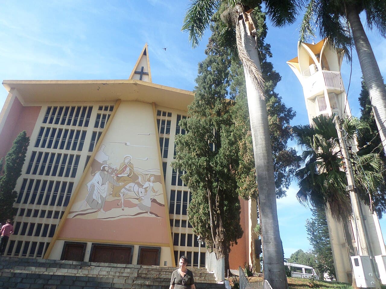 Fachada da Igreja Matriz de Bariri