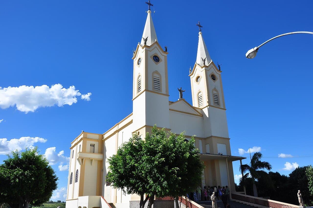 Igreja Matriz de Presidente Bernardes, dedicada a Nossa Senhora Aparecida